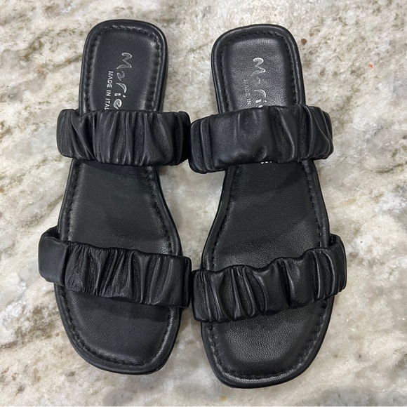 Mariella Made in Italy Black Leather Slide Sandals Size 6 - Picture 1 of 4